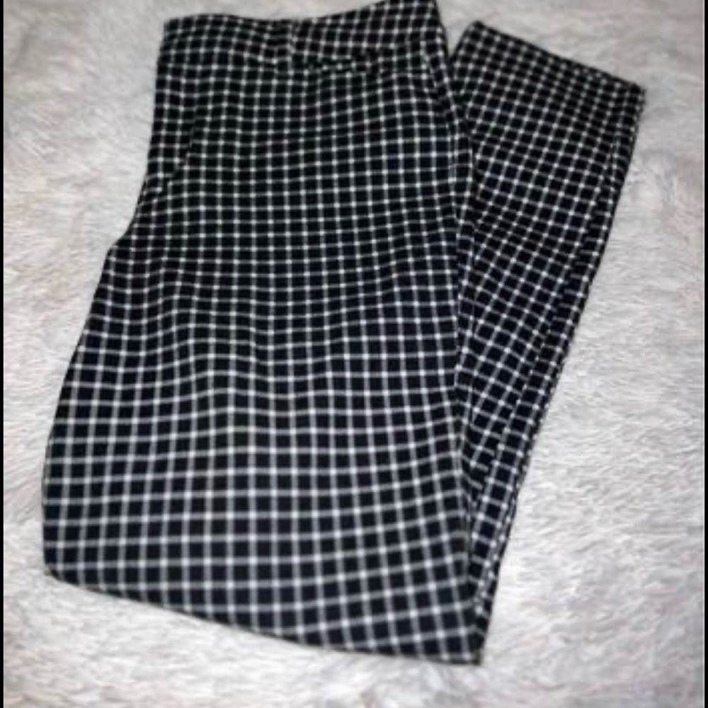 Old Navy Ankle Pixie Pants